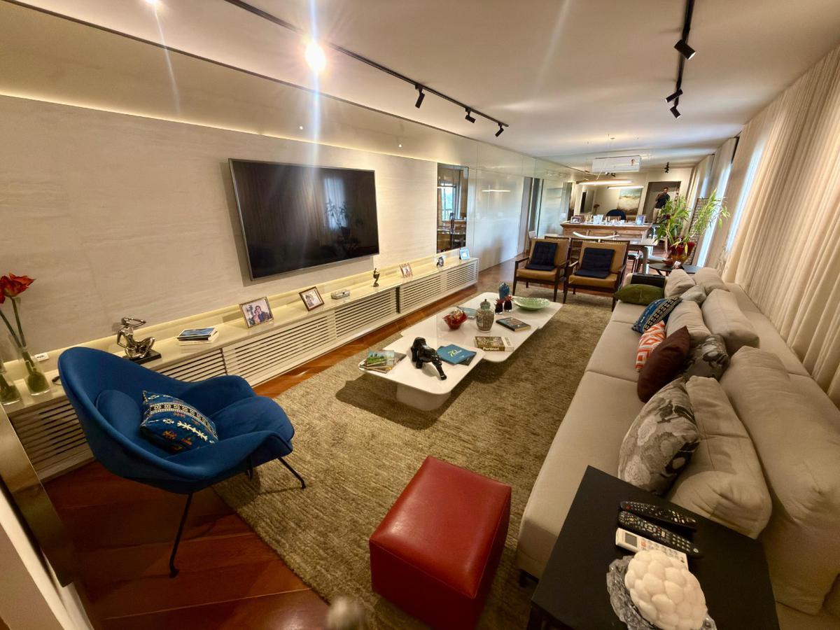 Apartamento, Jardim Atlântico, 4 Quartos, 2 Vagas, 4 Suítes