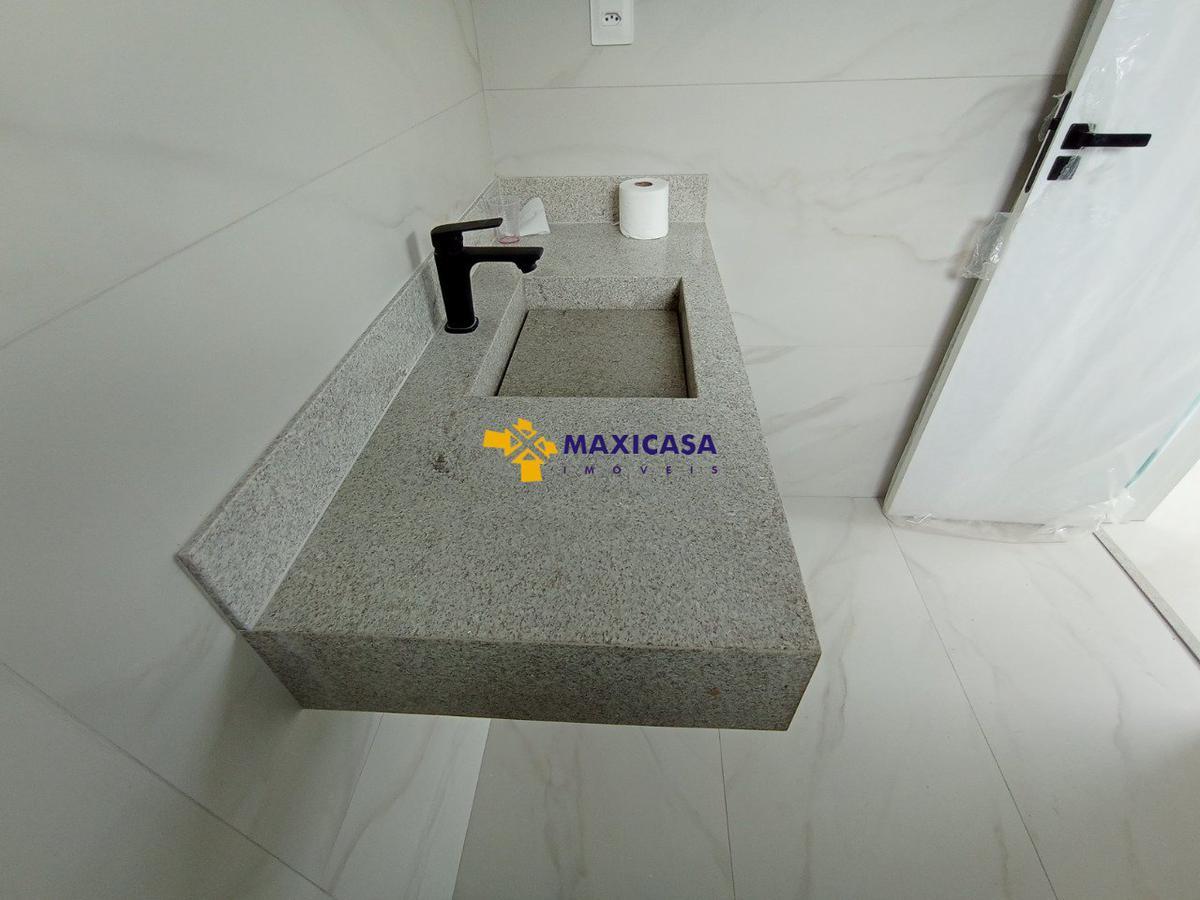 Casa, Planalto, 3 Quartos, 2 Vagas, 1 Suíte