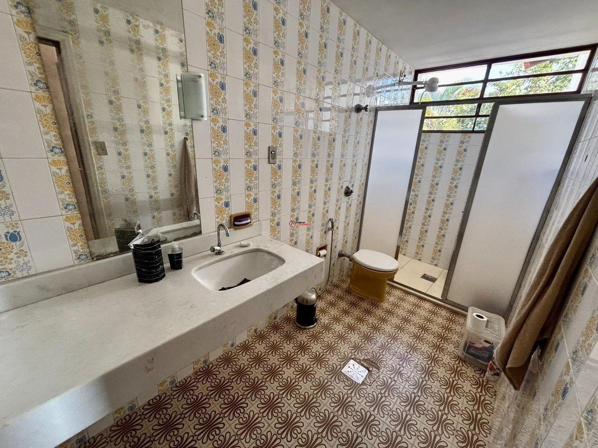 Casa, São José, 4 Quartos, 6 Vagas, 1 Suíte