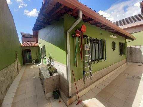 Casa, Alvorada, 4 Quartos, 2 Vagas, 1 Suíte
