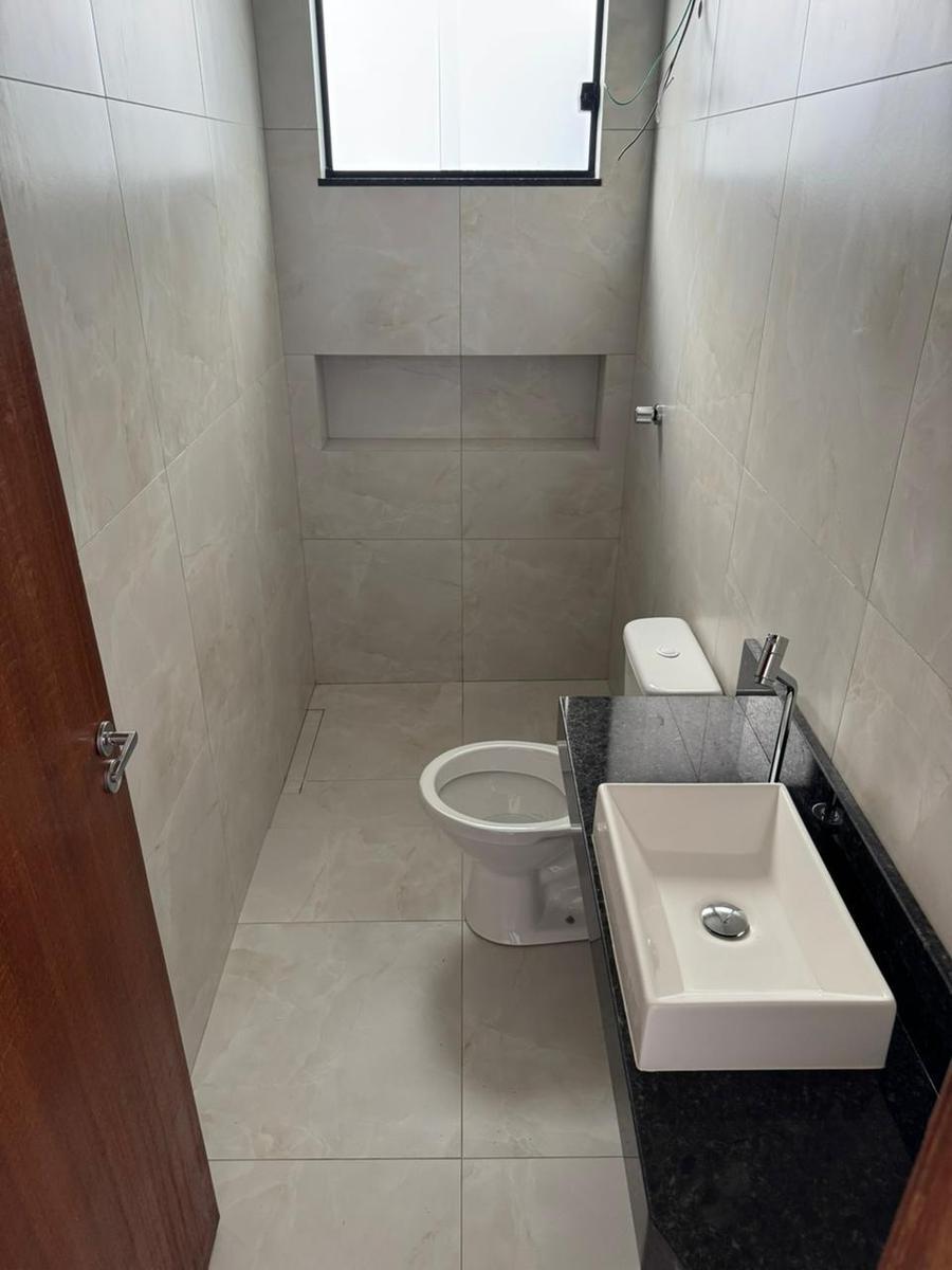 Casa, Serra Dourada, 3 Quartos, 2 Vagas, 1 Suíte