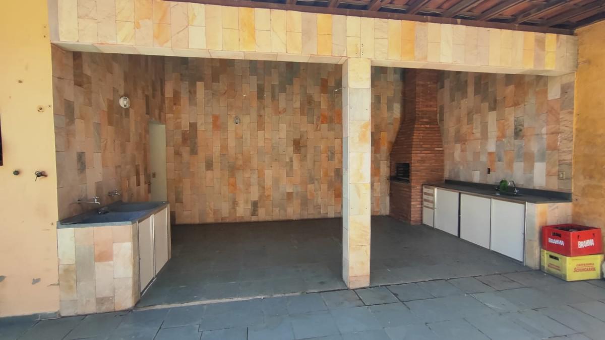 Casa, Arvoredo, 3 Quartos, 2 Vagas, 1 Suíte