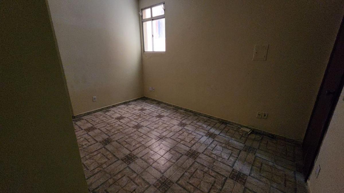Apartamento, Santa Cruz, 2 Quartos, 0 Vaga