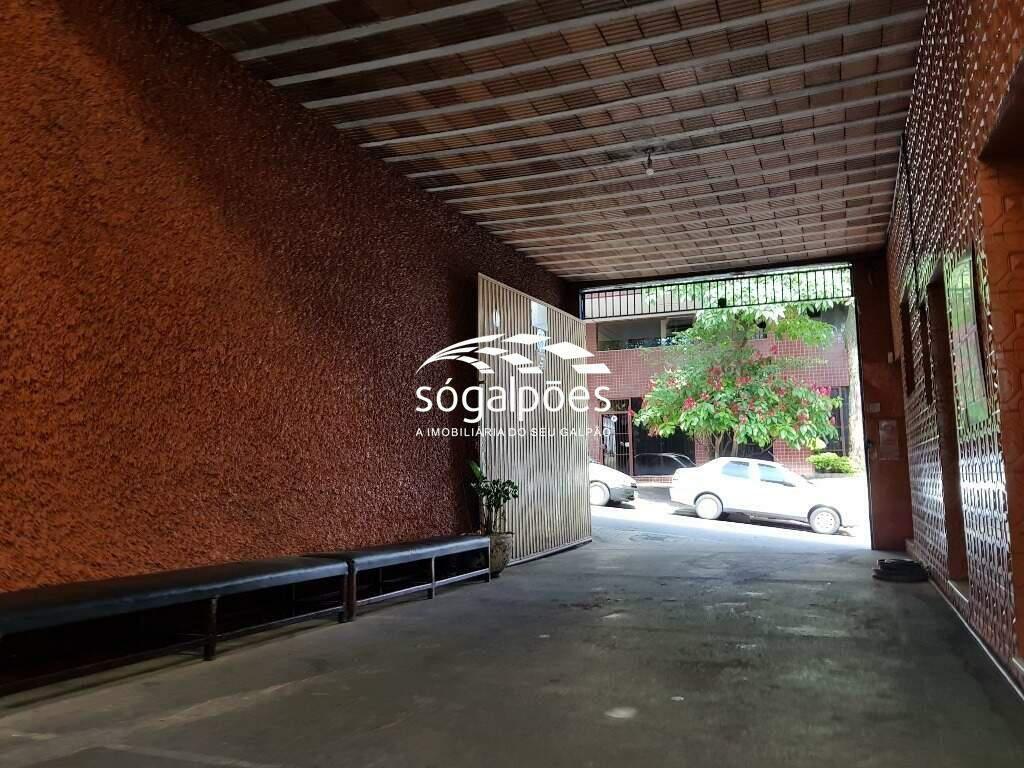 Galpão, Prado