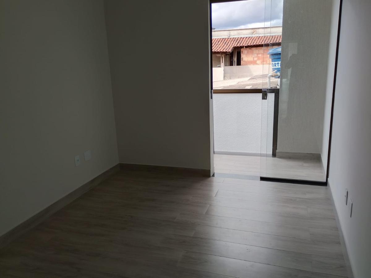 Casa, Candelária, 2 Quartos, 2 Vagas, 1 Suíte