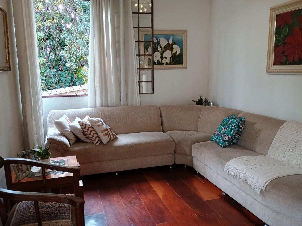 Casa, Cachoeirinha, 4 Quartos, 3 Vagas, 1 Suíte