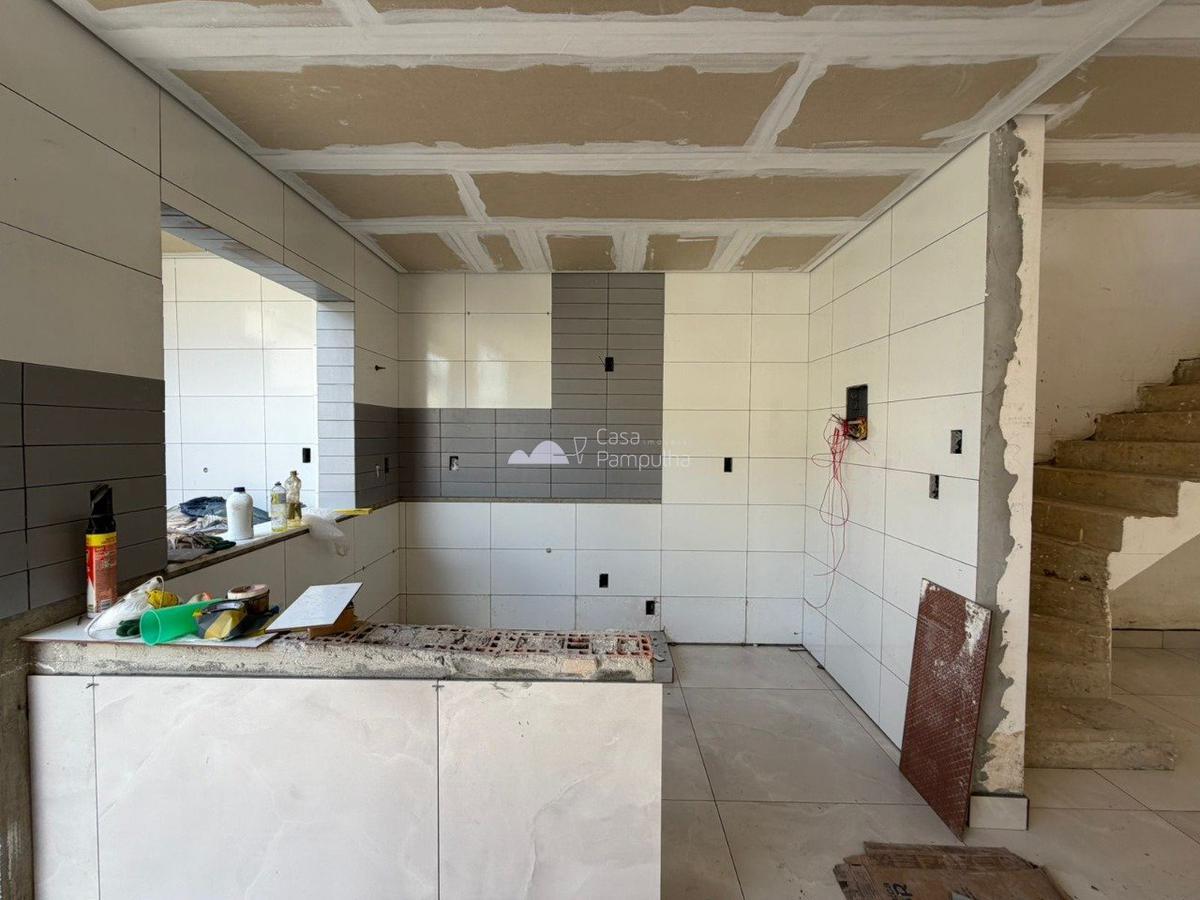 Casa, Itapoã, 3 Quartos, 2 Vagas, 1 Suíte