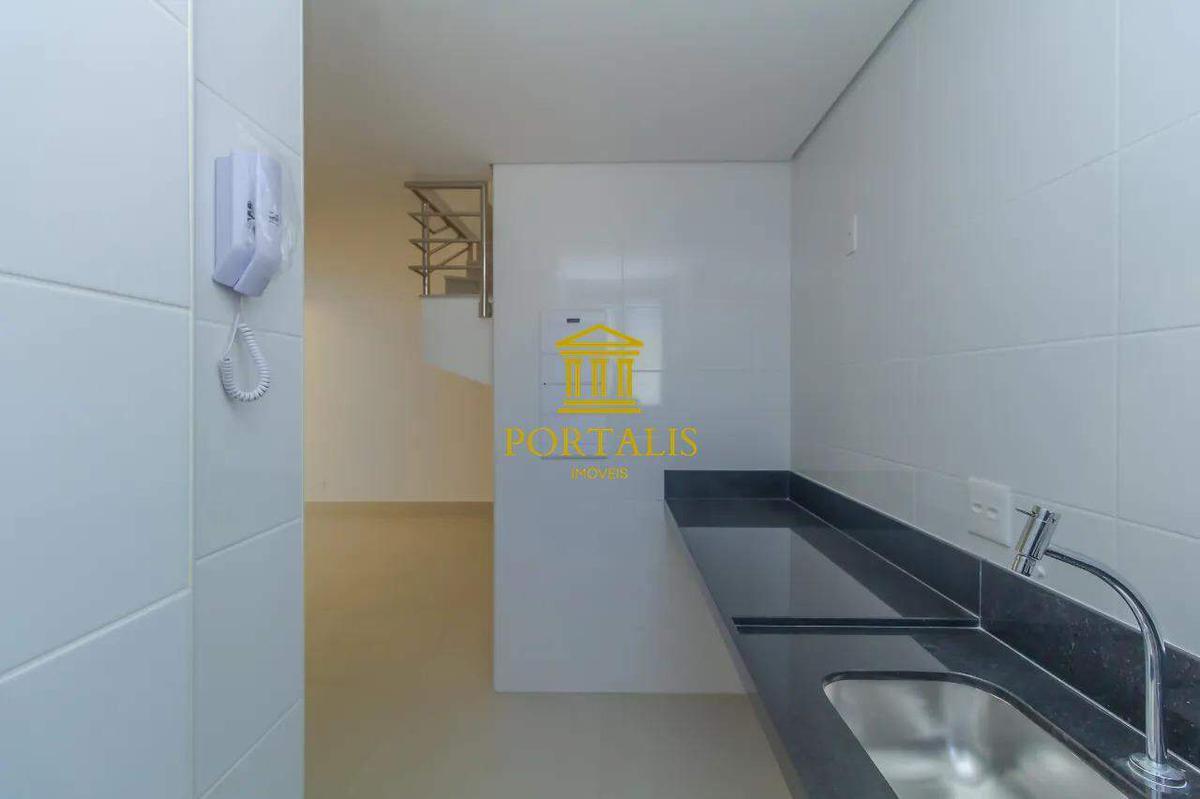 Cobertura, Serra, 3 Quartos, 2 Vagas, 1 Suíte