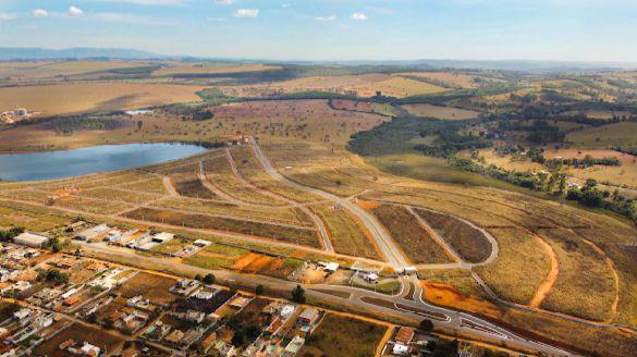 Lote, Pontevila, 0 Quarto, 0 Vaga