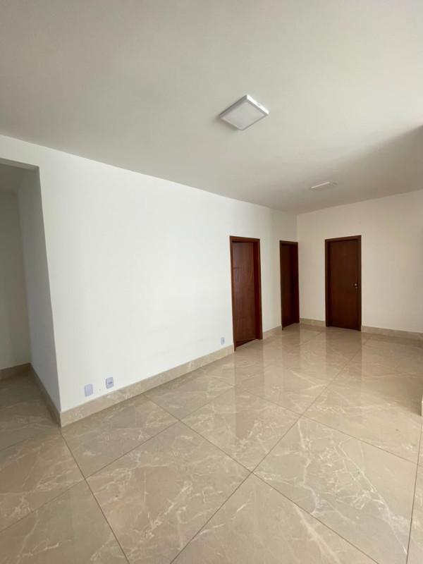 Casa, Castelo, 5 Quartos, 4 Vagas, 2 Suítes