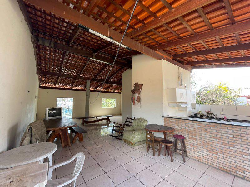 Casa, Niterói, 4 Quartos, 4 Vagas, 1 Suíte