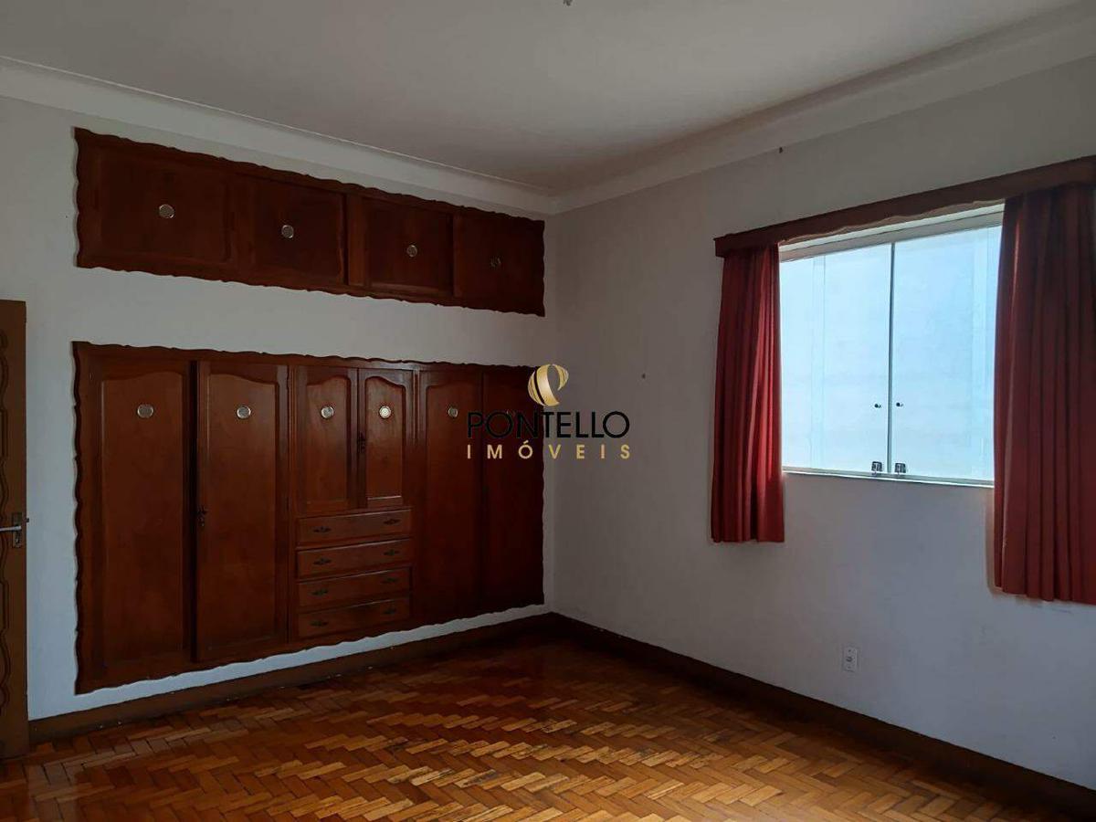 Casa, Centro, 5 Quartos, 5 Vagas