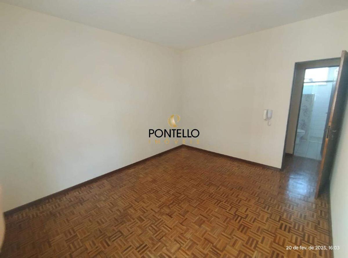 Apartamento, Santa Rita de Cássia, 2 Quartos, 1 Vaga