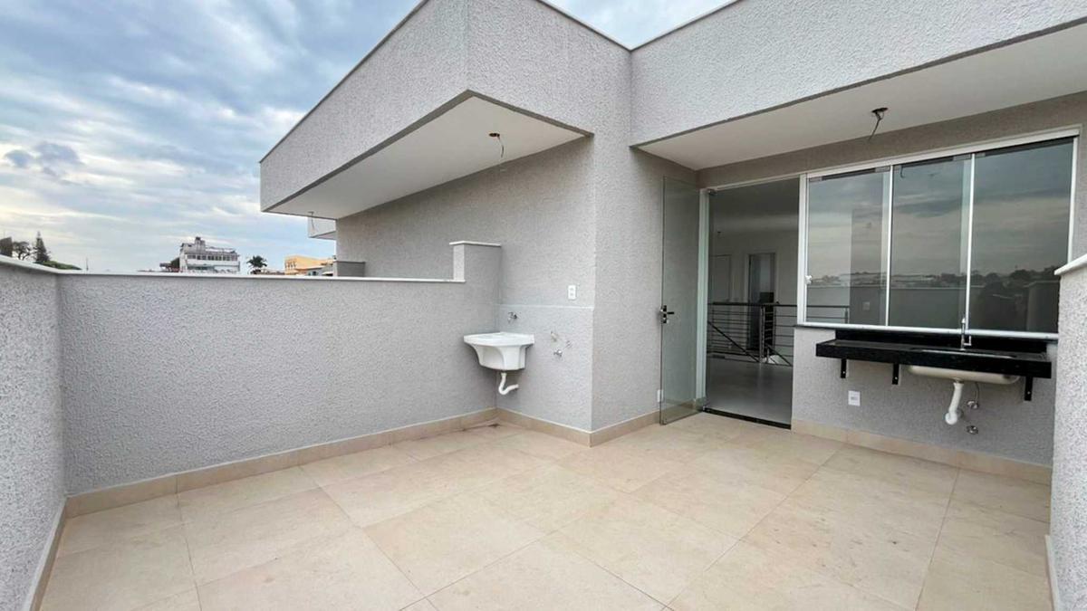 Cobertura, Santa Rosa, 3 Quartos, 2 Vagas, 1 Suíte