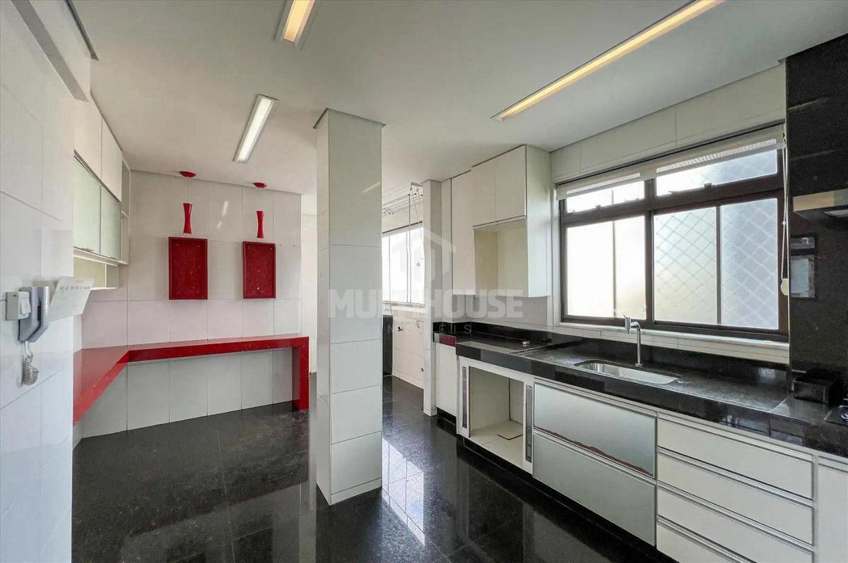 Apartamento, Castelo, 4 Quartos, 3 Vagas, 2 Suítes