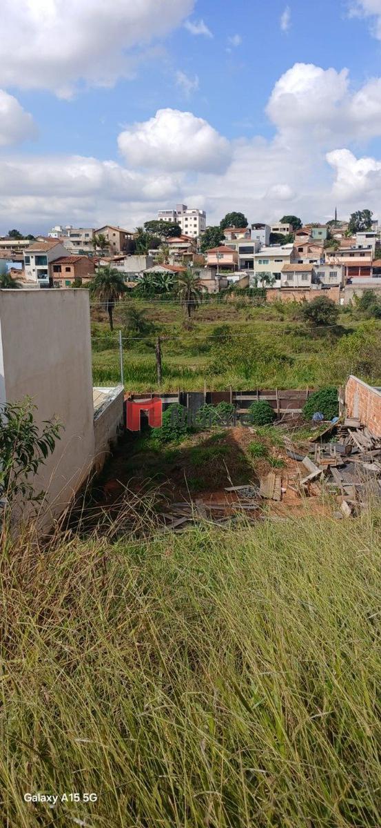 Lote, Vale das Orquídeas, 0 Quarto, 0 Vaga