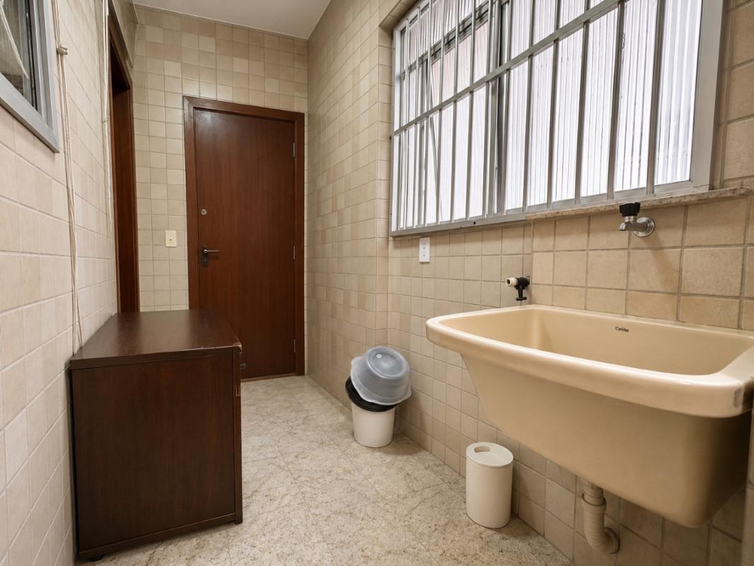 Apartamento, Vila Paris, 2 Quartos, 1 Vaga