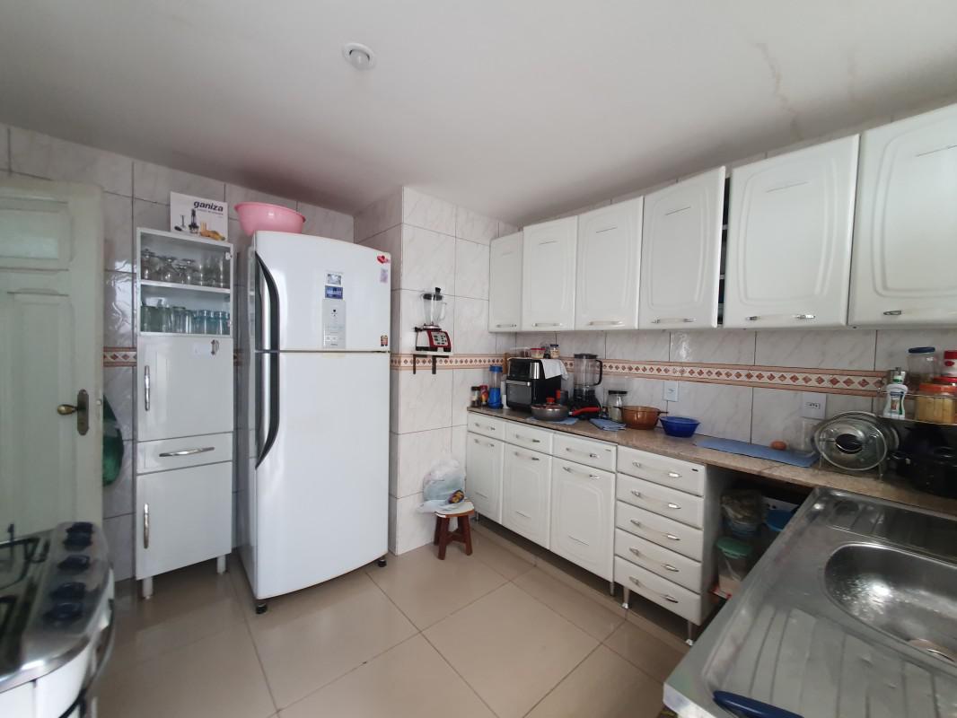 Casa, Nova Suíssa, 4 Quartos, 2 Vagas, 1 Suíte