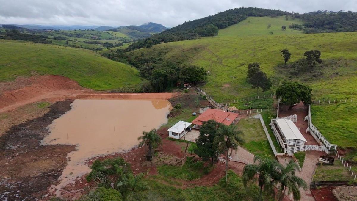 Fazenda, Zona Rural, 4 Quartos, 0 Vaga, 1 Suíte