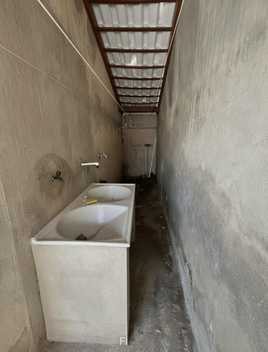 Casa, Venda Nova, 2 Quartos, 2 Vagas