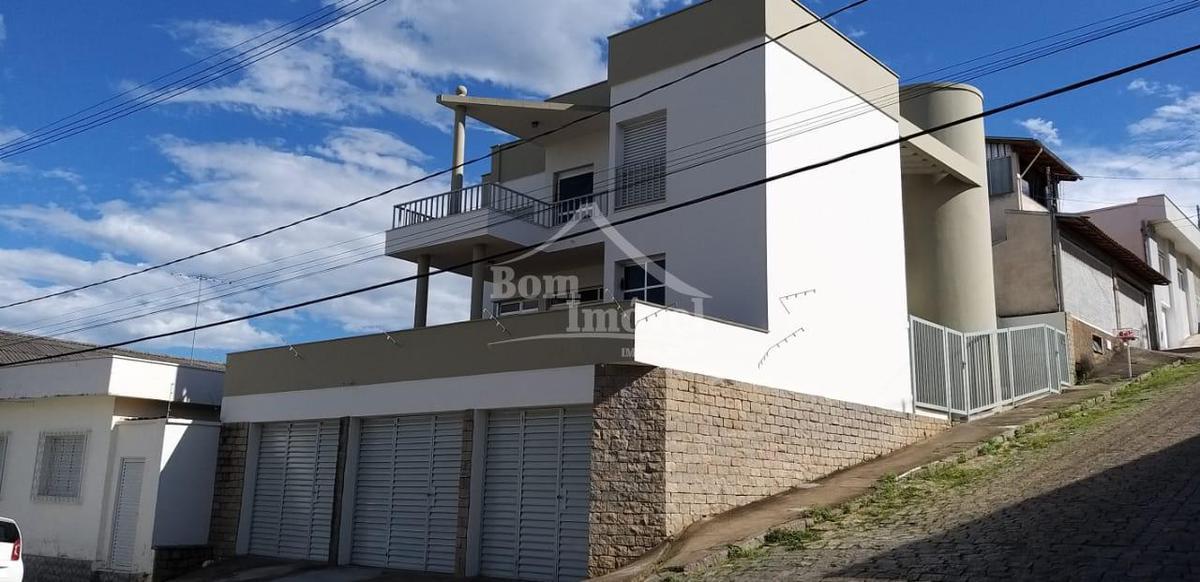 Casa, Centro, 3 Quartos, 3 Vagas, 1 Suíte