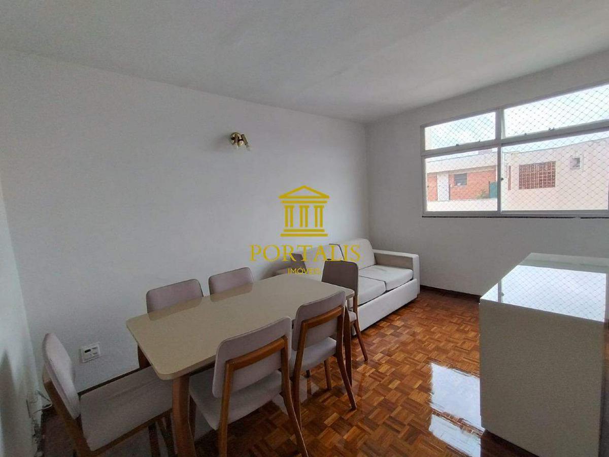 Apartamento, Floresta, 1 Quarto, 0 Vaga
