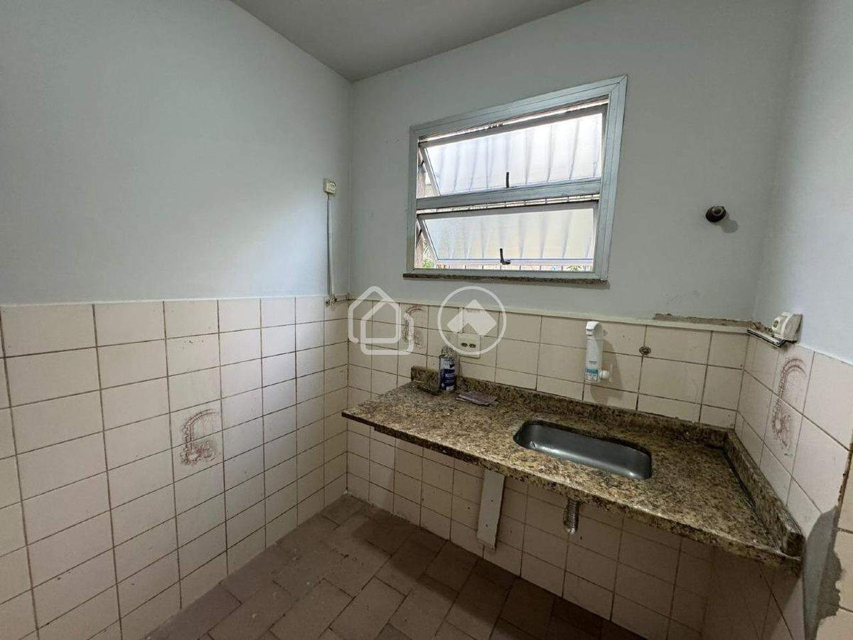 Apartamento, Estoril, 2 Quartos, 1 Vaga