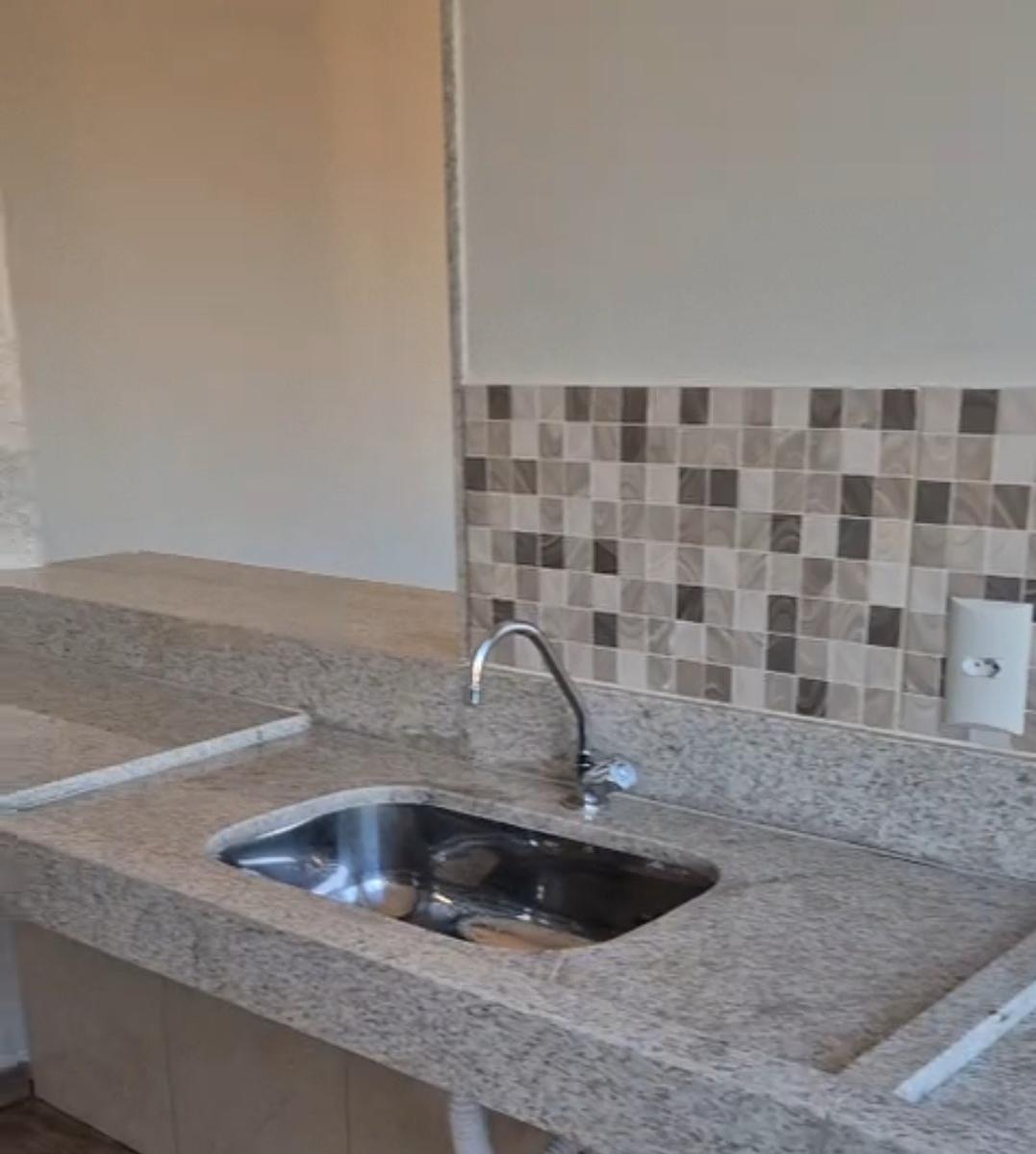 Apartamento, Vale das Palmeiras, 2 Quartos, 1 Vaga