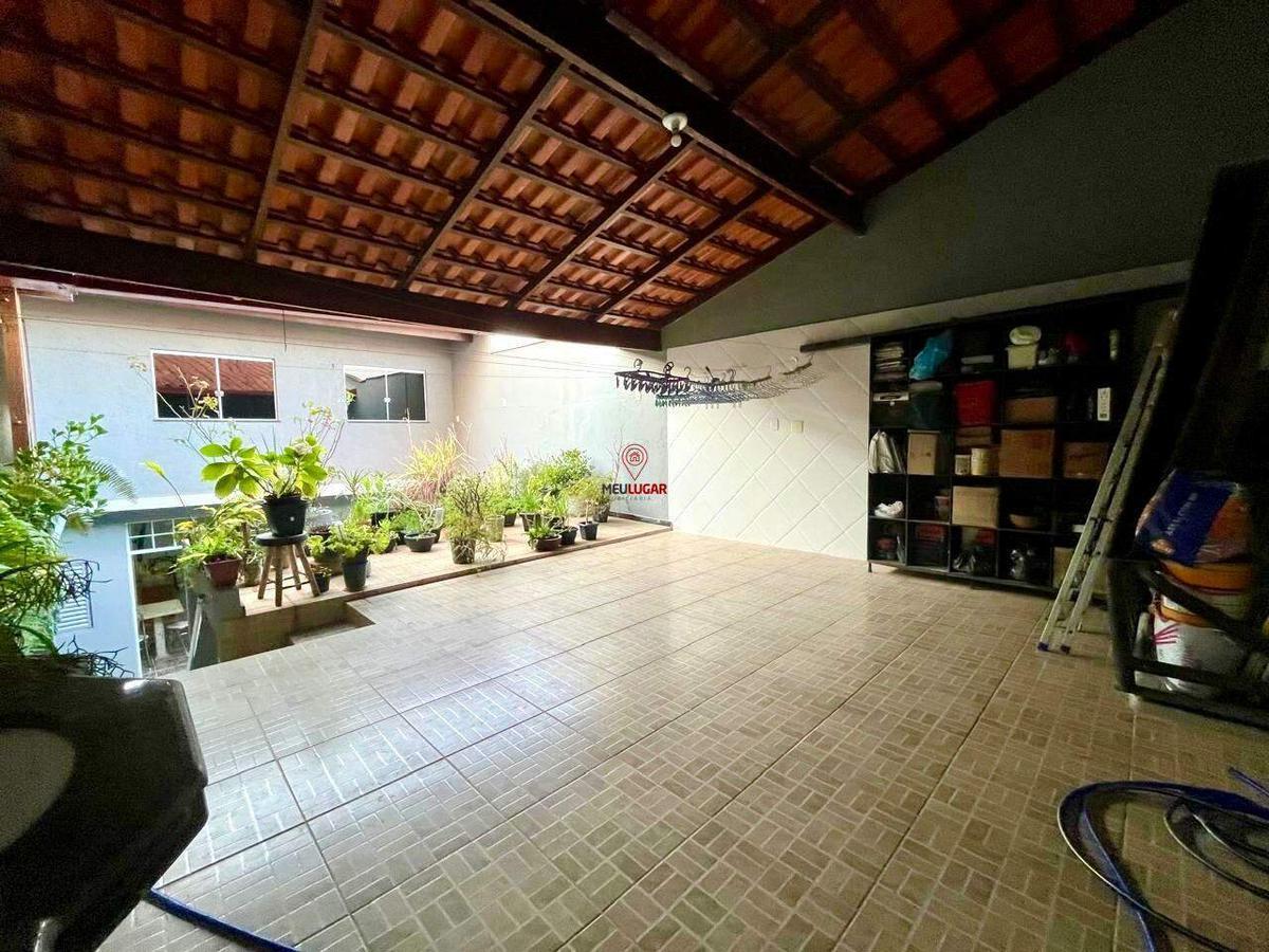 Casa, Teixeira Dias, 3 Quartos, 3 Vagas, 1 Suíte