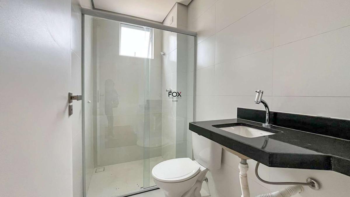 Apartamento, Sagrada Família, 3 Quartos, 2 Vagas, 1 Suíte