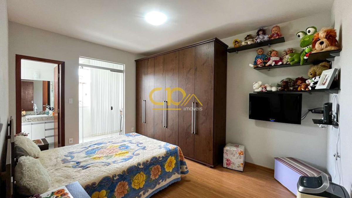Casa, Santa Efigênia, 3 Quartos, 2 Vagas, 2 Suítes