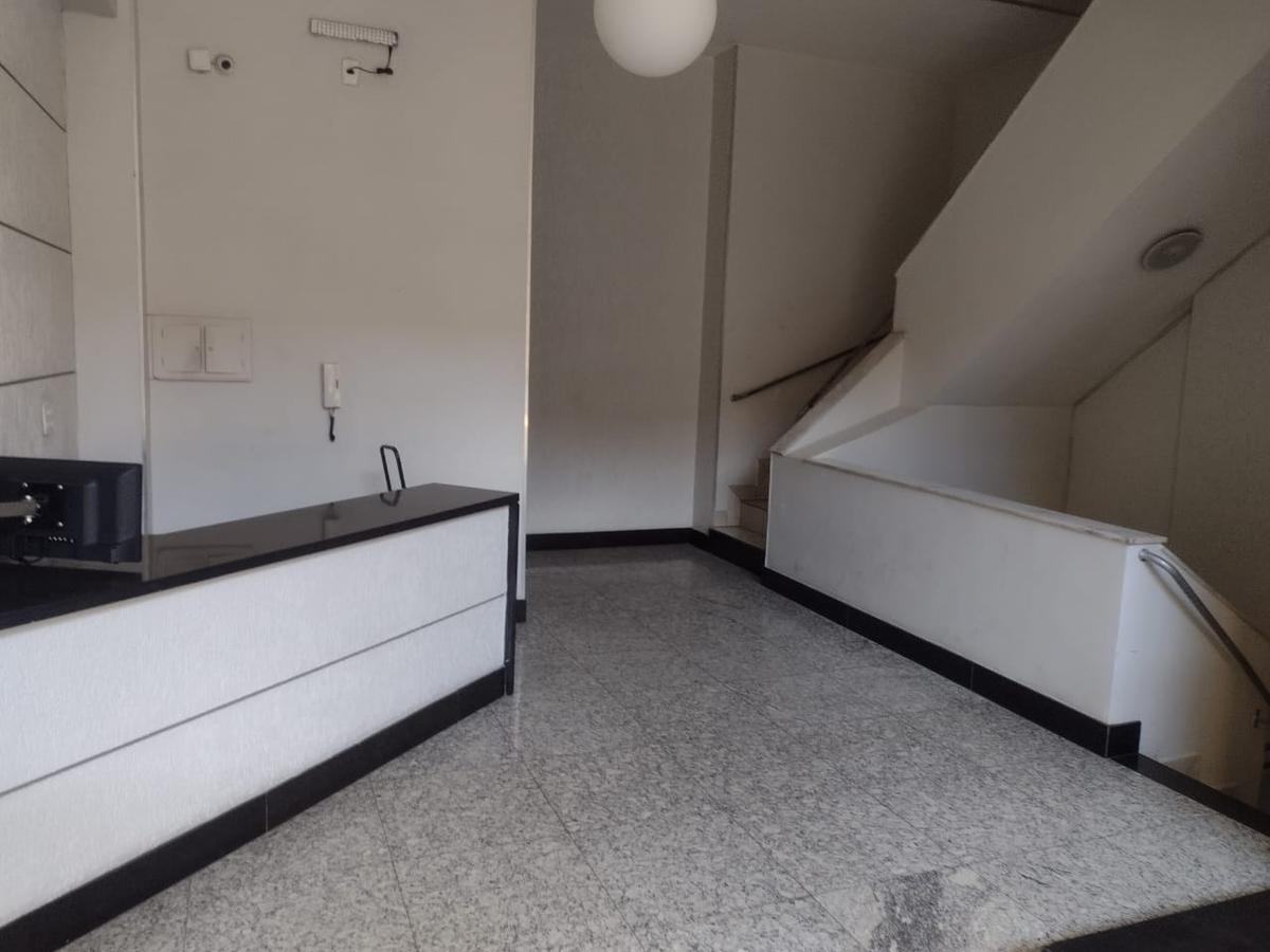 Sala, Barro Preto, 0 Quarto, 0 Vaga