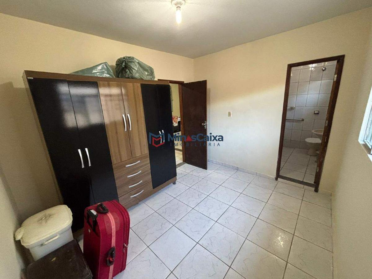 Casa, Bromélias, 4 Quartos, 2 Vagas, 1 Suíte