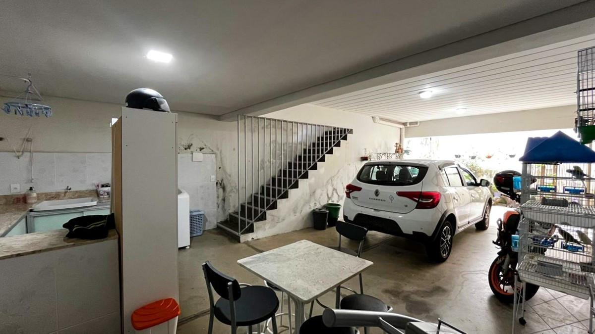 Casa, Santa Efigênia, 3 Quartos, 2 Vagas, 2 Suítes