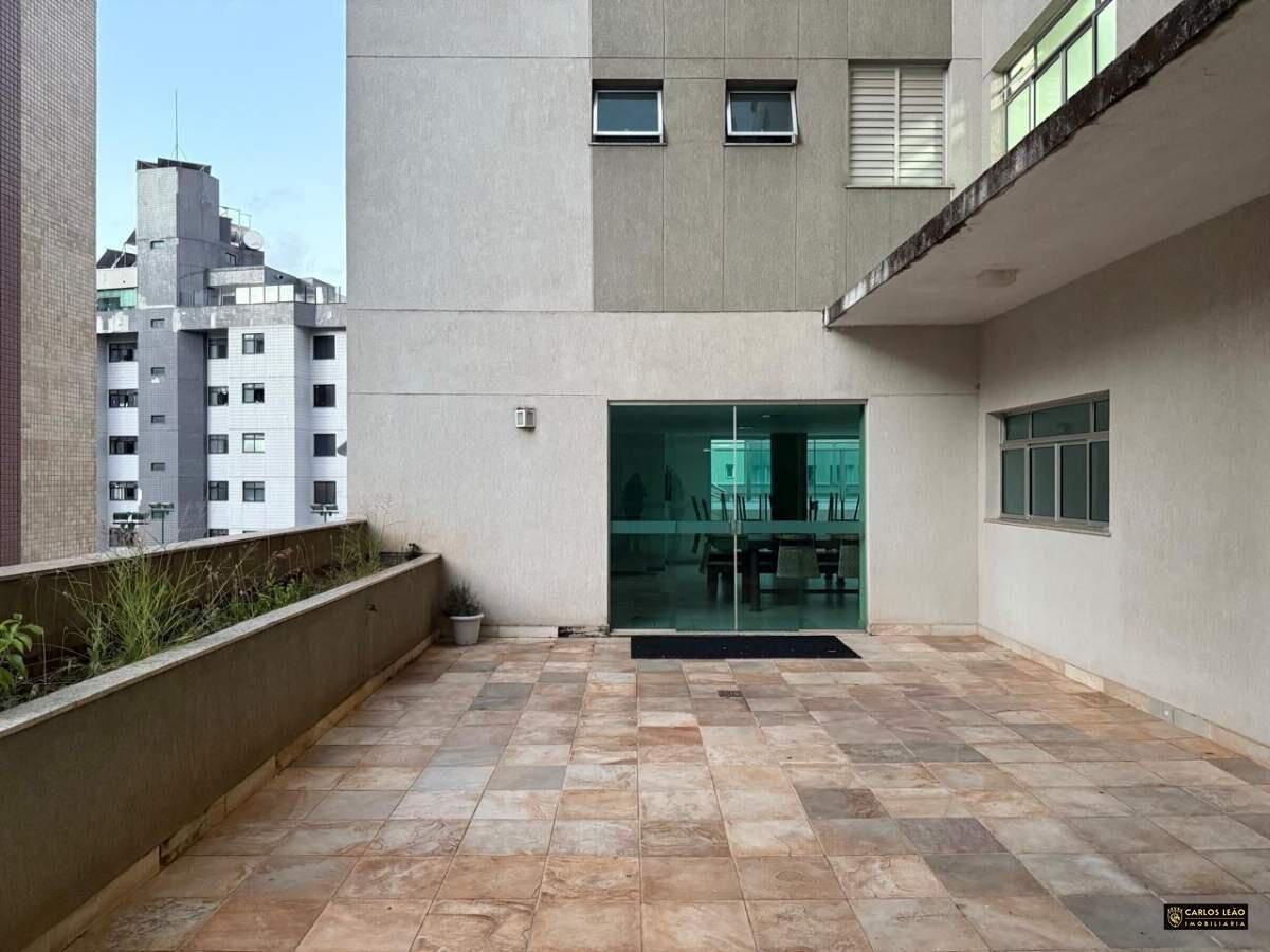 Cobertura, Buritis, 8 Quartos, 3 Vagas, 1 Suíte