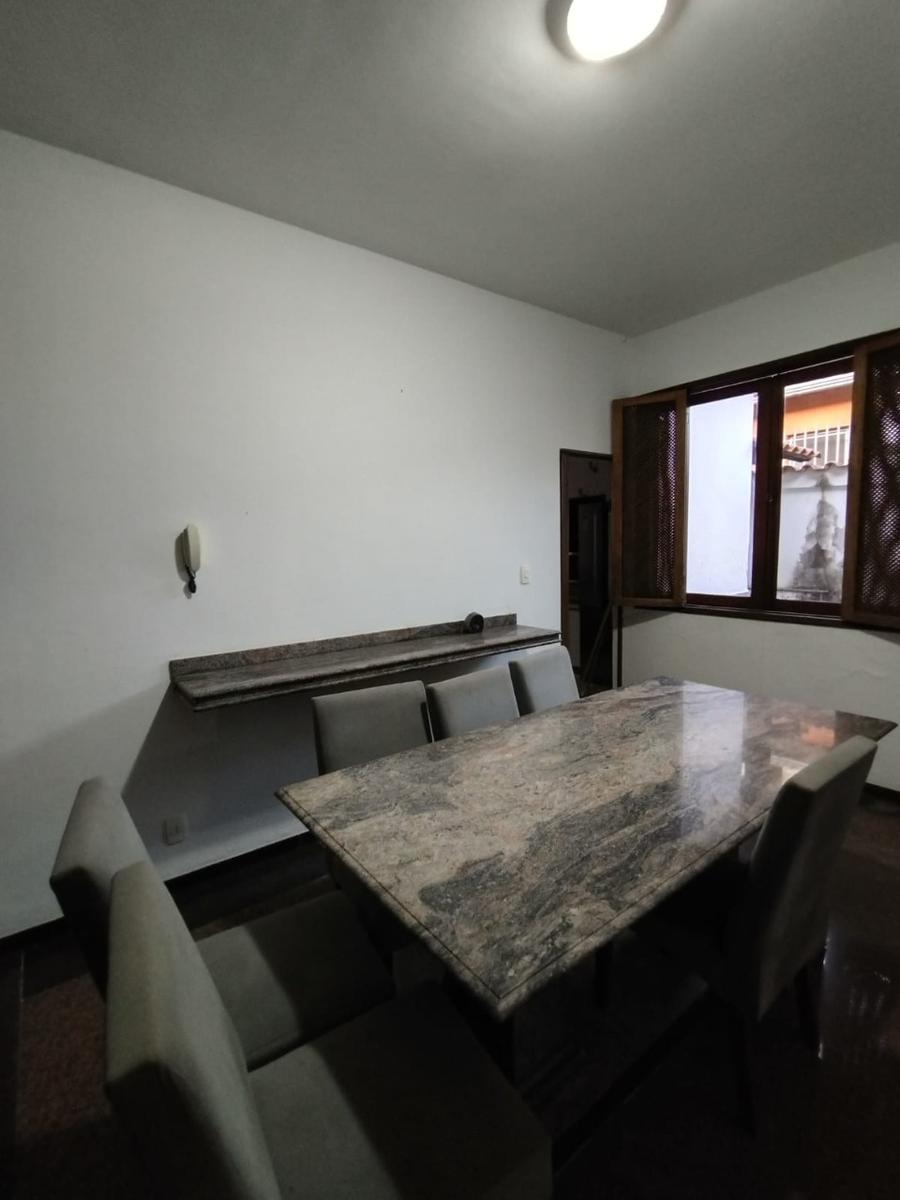 Casa, Cidade Nova, 4 Quartos, 4 Vagas, 1 Suíte