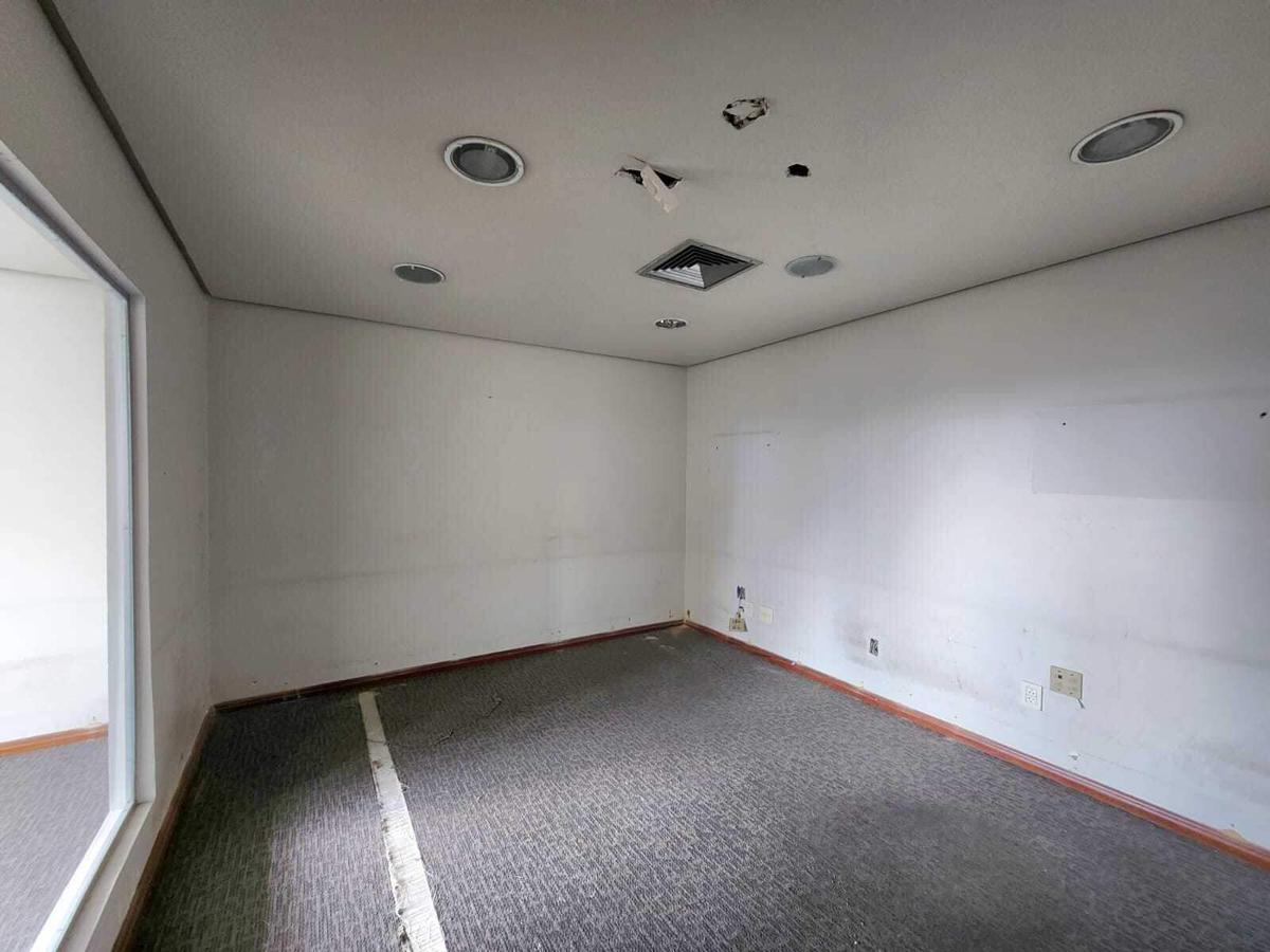 Sala, Funcionários, 0 Quarto, 11 Vagas
