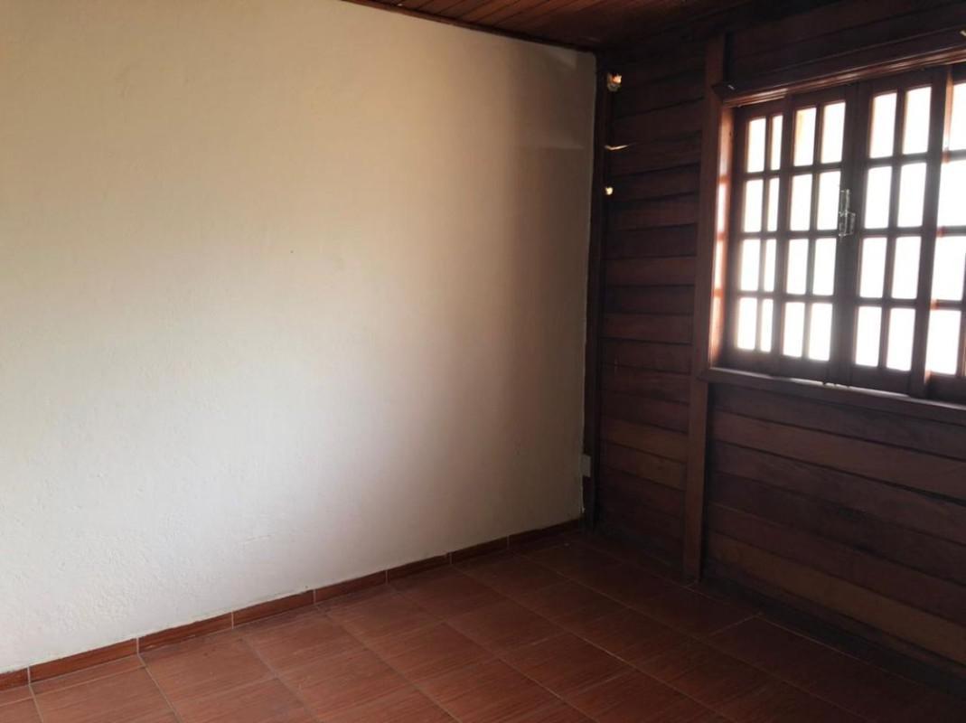 Casa, Floresta, 3 Quartos, 1 Vaga, 1 Suíte