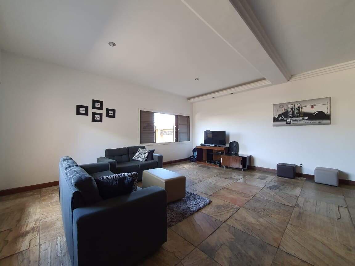 Casa, Havaí, 3 Quartos, 2 Vagas, 1 Suíte