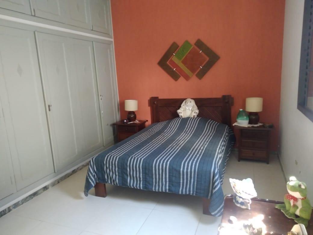 Casa, Calafate, 3 Quartos, 3 Vagas, 1 Suíte