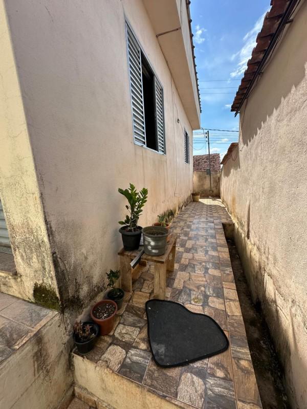 Casa, Jardim Corcetti I, 2 Quartos, 1 Vaga, 1 Suíte