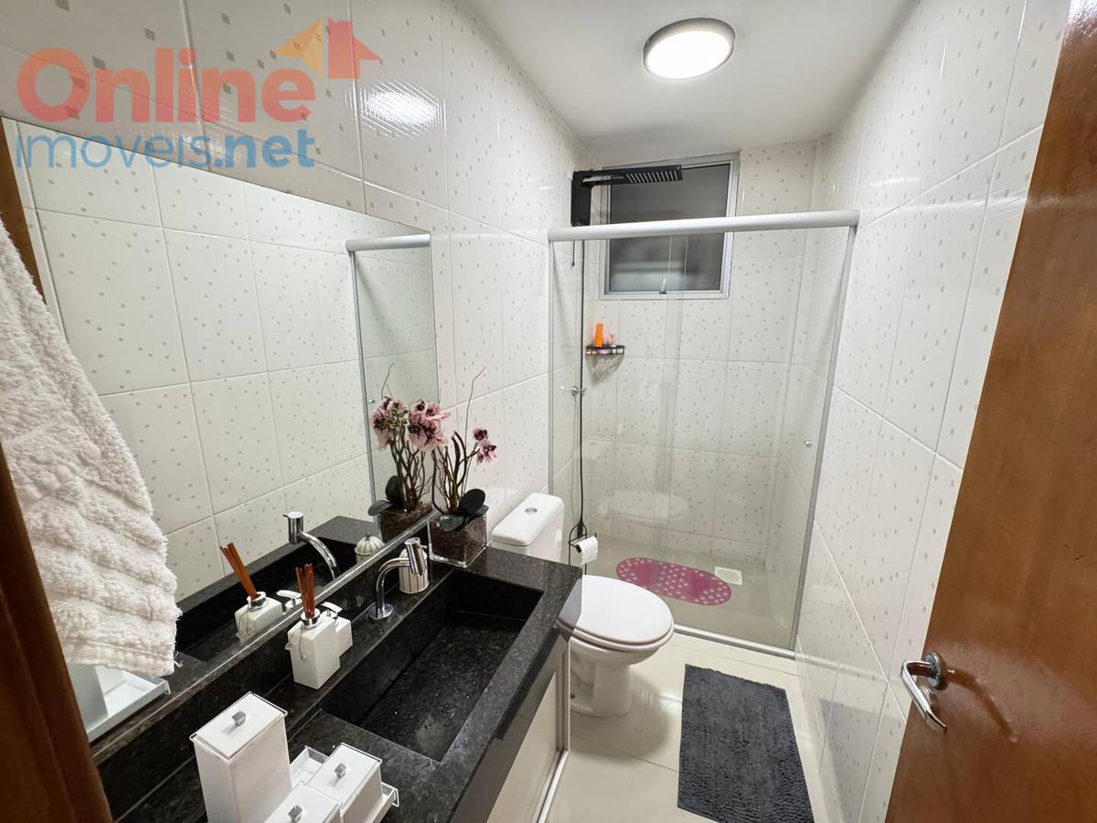 Apartamento, Castelo, 3 Quartos, 0 Vaga, 1 Suíte