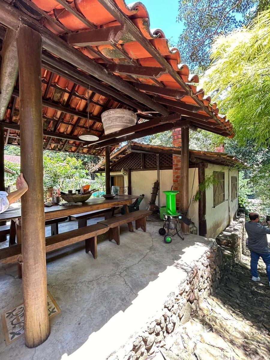 Casa, Jardim Canadá, 3 Quartos, 6 Vagas, 1 Suíte