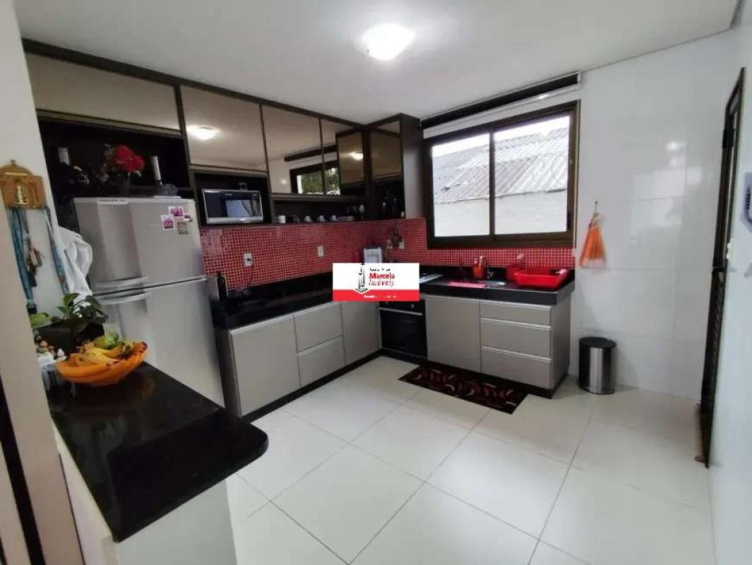 Casa, Trevo, 3 Quartos, 2 Vagas, 1 Suíte