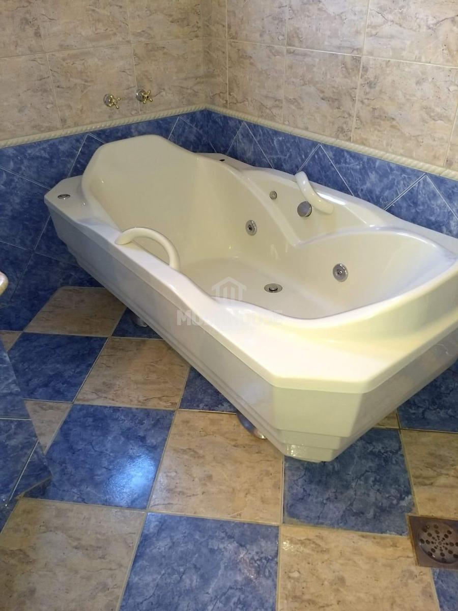 Casa, Centro, 4 Quartos, 5 Vagas, 1 Suíte