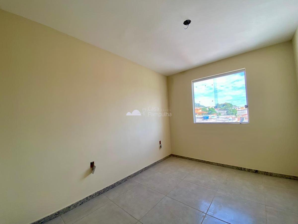 Casa, Jardim dos Comerciários, 2 Quartos, 3 Vagas