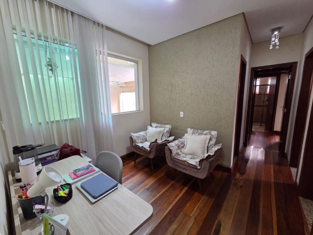 Casa, Aparecida, 4 Quartos, 6 Vagas, 1 Suíte
