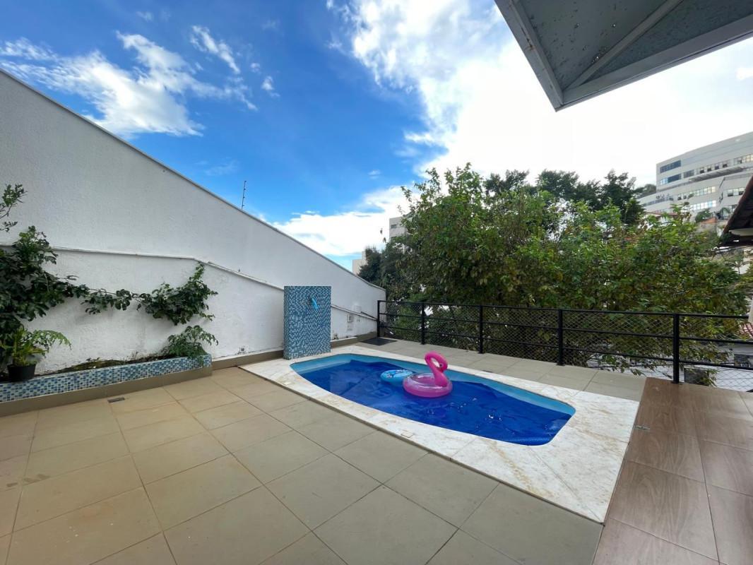Casa, Santa Lúcia, 5 Quartos, 4 Vagas, 1 Suíte