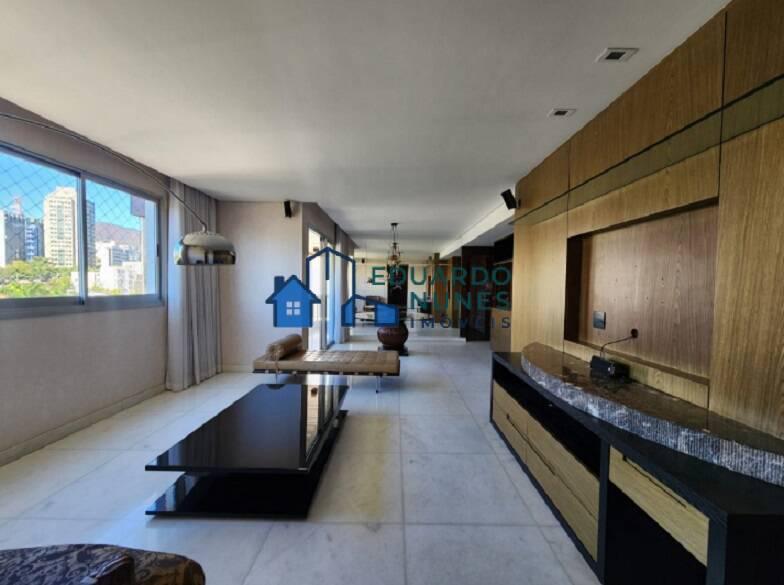 Apartamento, Funcionários, 4 Quartos, 0 Vaga, 2 Suítes