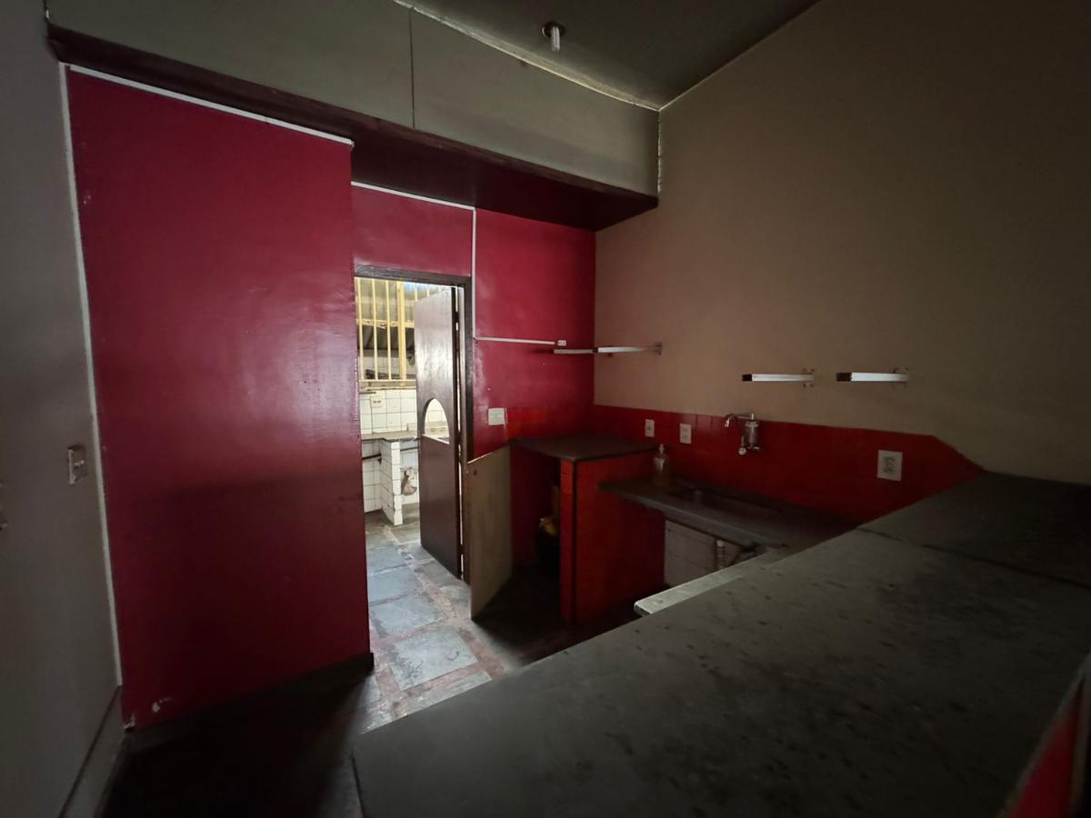 Andar, Serra, 1 Quarto, 0 Vaga